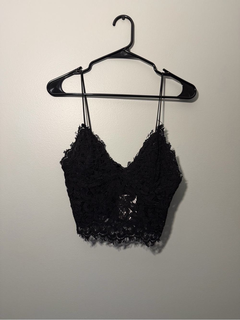 Zara Black Lace V-Neck Cropped Camisole
